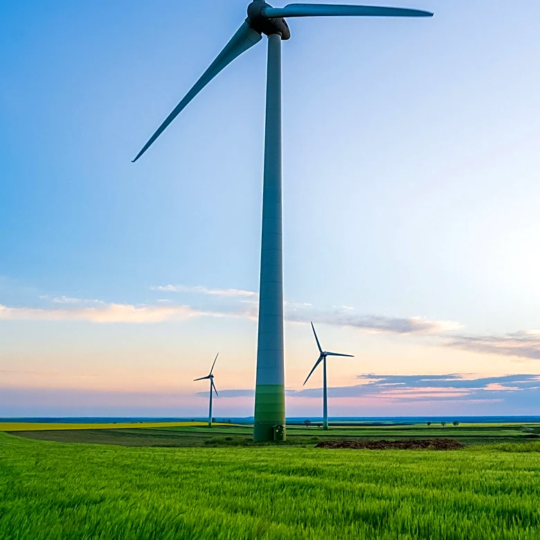 North Dakota Residents Express Regret Over Wind Power Expansion Despite Economic Benefits