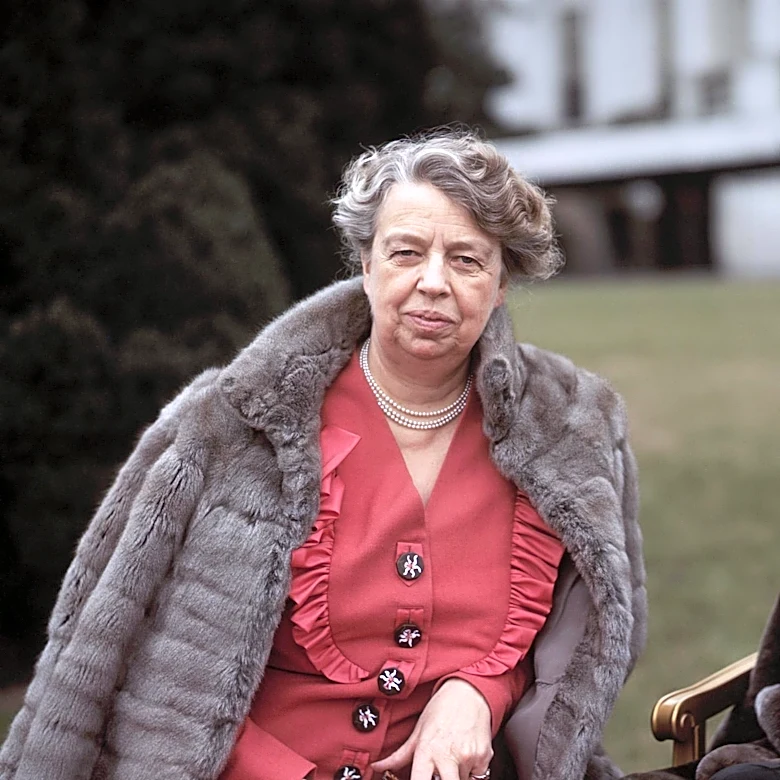 Eleanor Roosevelt Undertakes Unannounced Road Trips Through Vermont with Minimal Security