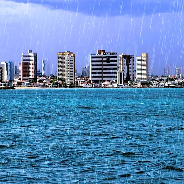 Huntington Beach Not Equipped for Snowfall, Focuses on Rain and Coastal Erosion Management