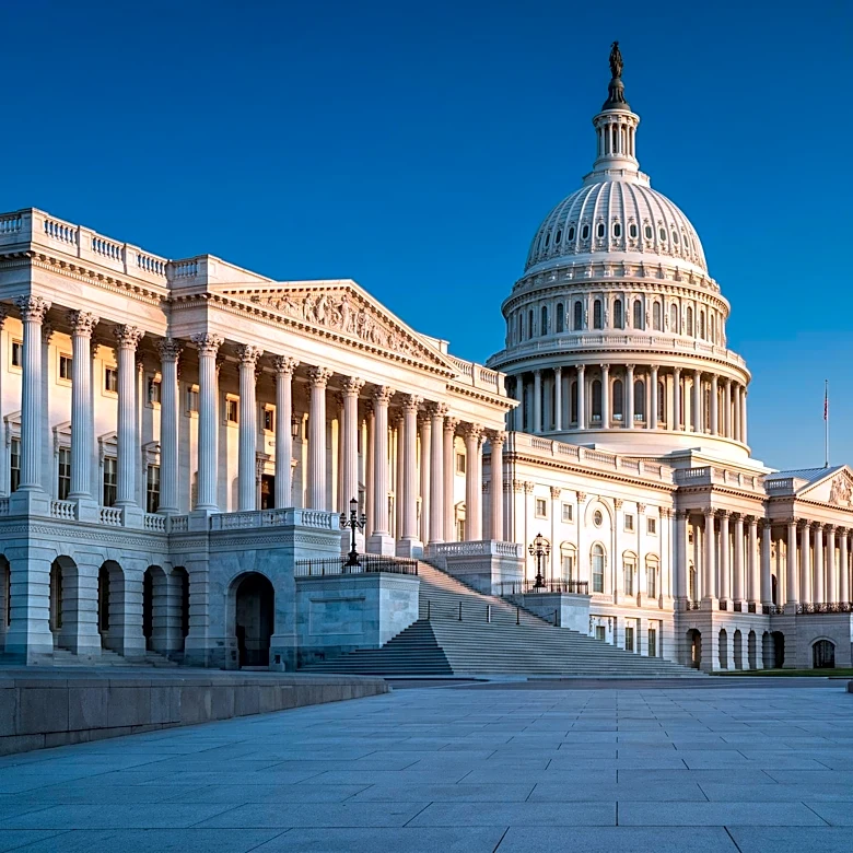 Representative Jayapal Cosponsors Bill to Reduce Workweek to 32 Hours, Facing Employer Concerns in Washington