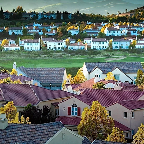 Researchers Investigate Rare Cancer Cluster in Ladera Ranch, California Amid Resident Concerns Over Environmental Factors