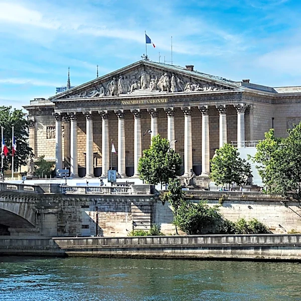 Marine Le Pen Leads Polls for 2027 French Presidential Election, Signaling Shift Away from Political Center