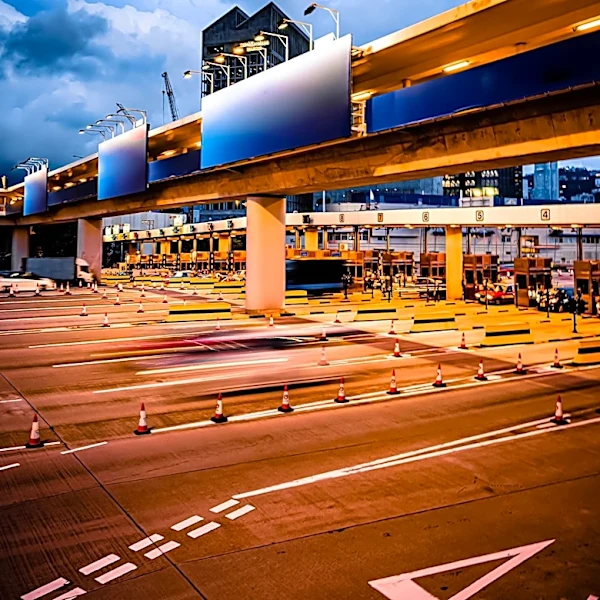 Charlotte City Council Considers I-77 South Toll Lanes Amidst $70 Million Penalty Threat