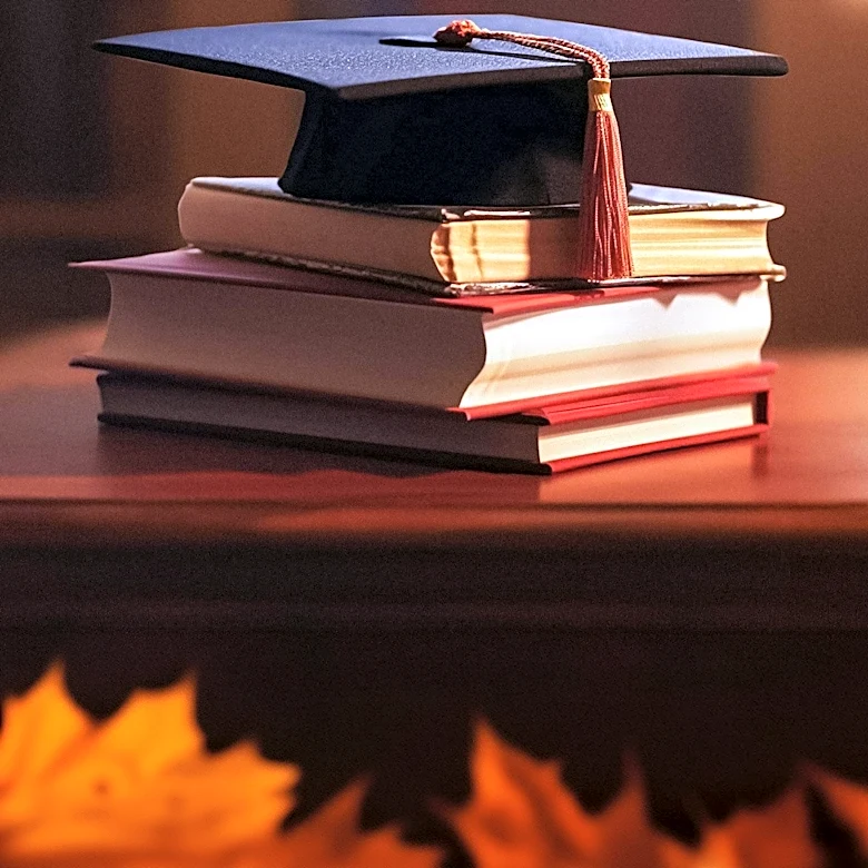 California Community Colleges Authorized to Offer Up to 12 New Bachelor's Degrees Annually
