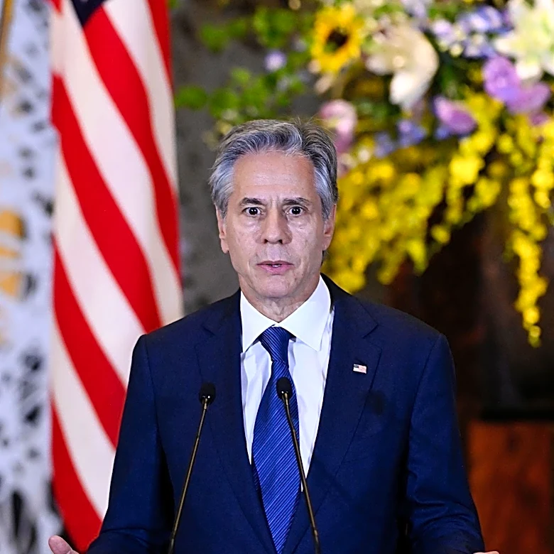 Kyrgyzstan President Proposes Direct Air Links with U.S. During Meeting with Utah Officials