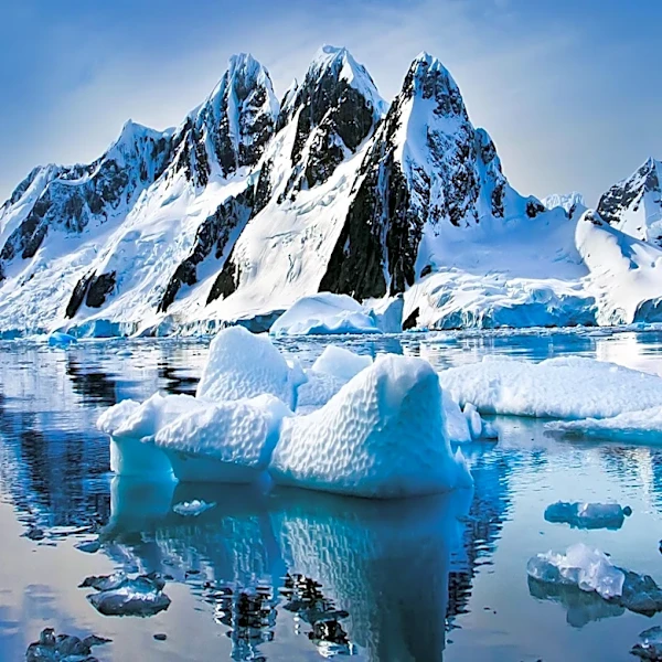 Antarctica's Ancient Supermountains May Have Fueled Early Life's Flourish