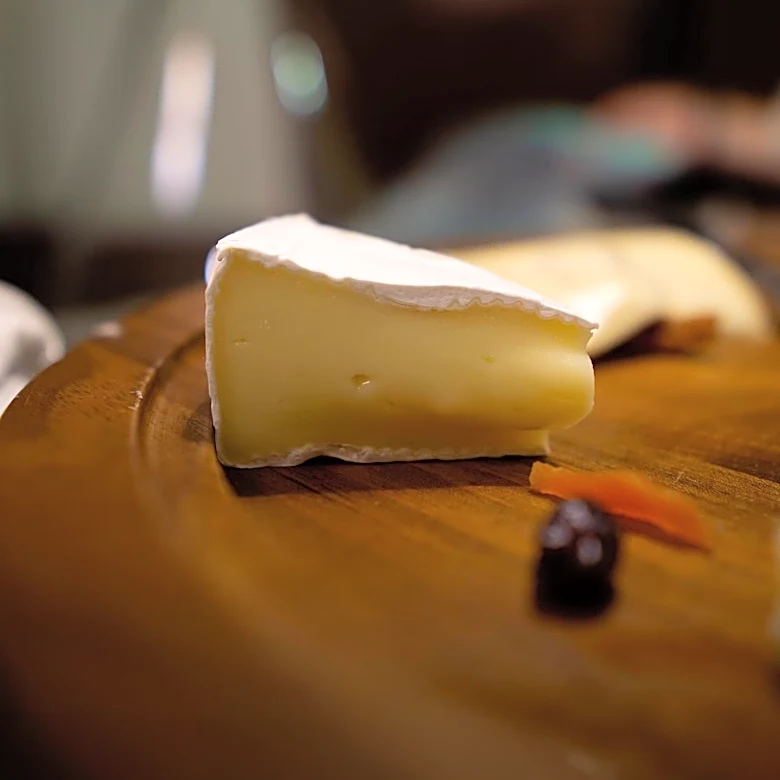 FDA Reports Florida Recall of Mon Sire Brie Cheese Due to Listeria Contamination