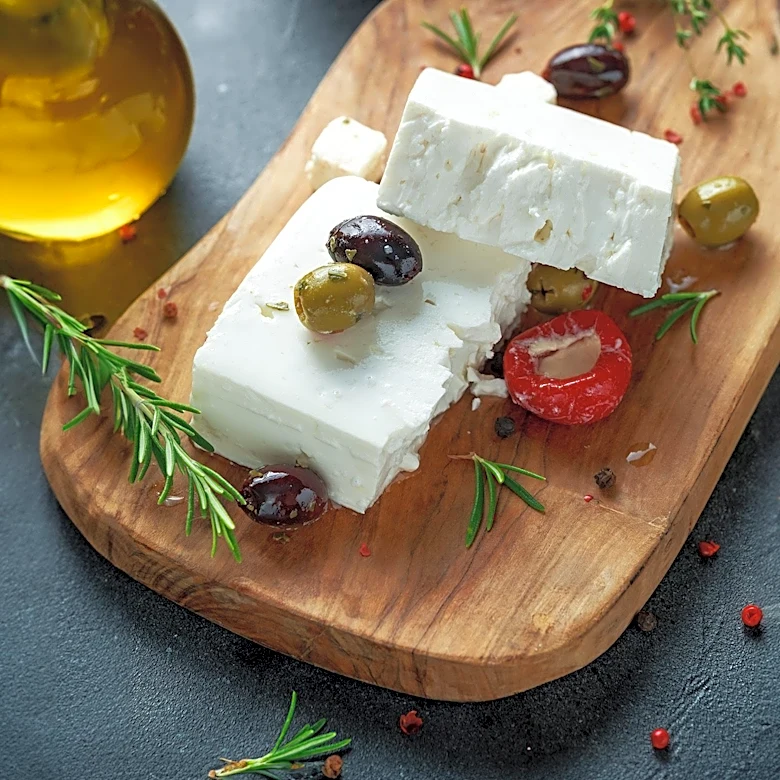 Mediterranean Diet Linked to Slower Biological Aging and Reduced Smoking Impact, Study Finds