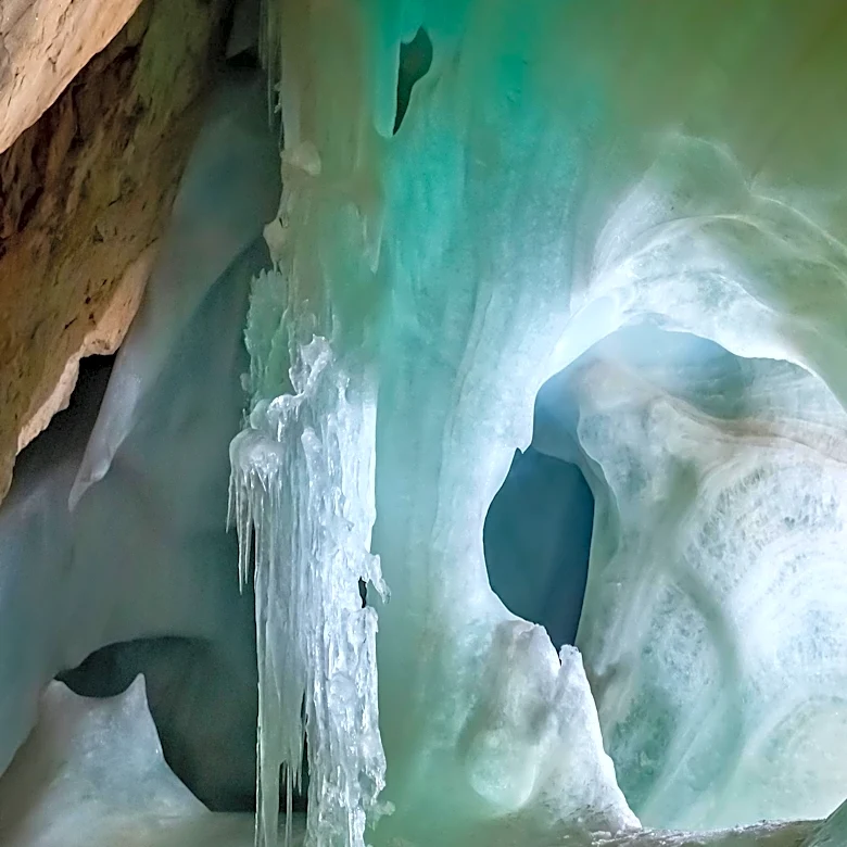 San Antonio's Friesenhahn Cave Reveals Ice Age Secrets and Prohibition-Era History