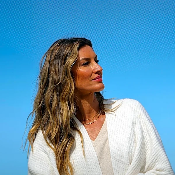 No Direct Connection Found Between Hillary Clinton and Gisele Bündchen Despite Overlapping Public Spheres