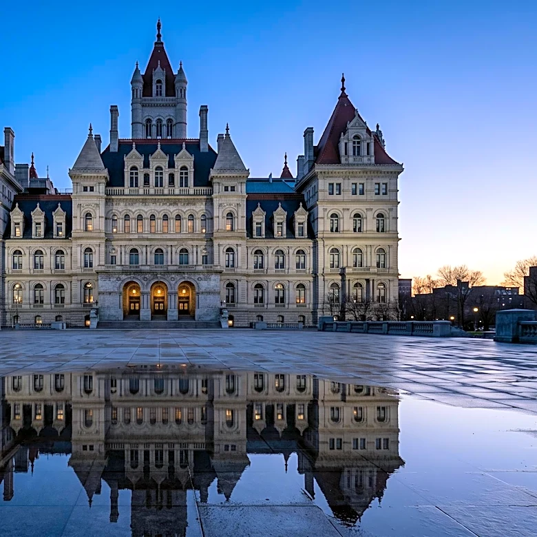 Hochul and Blakeman Present Competing Tax Relief Plans Ahead of Election