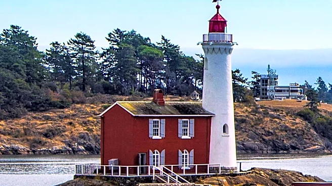 Historical Insights from 1000 Islands Reveal Pirate Lighthouse Keeper and Shortest International Bridge