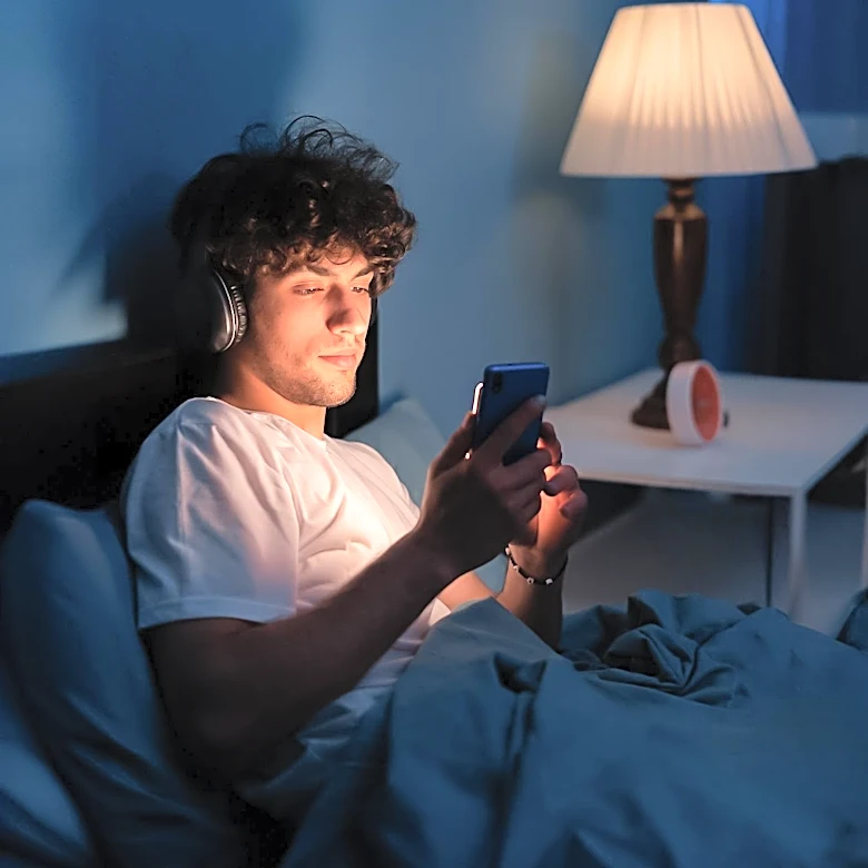 Study Links Increased Screen Time to Poorer Developmental Outcomes in Children