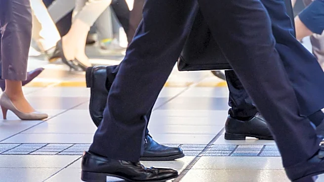 Research Reveals Universal Leftward Bias in Human Walking Patterns