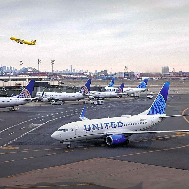 United Airlines Flight Diverts to Portland, Maine Due to Strong Headwinds