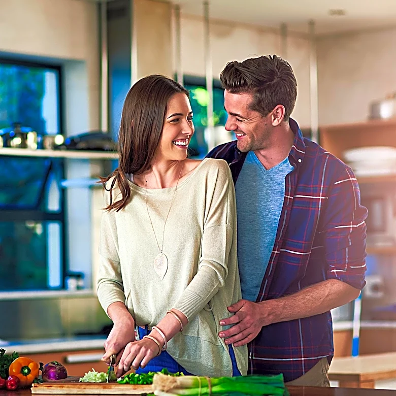 Study Finds Eating with a Partner May Lower Blood Sugar Levels