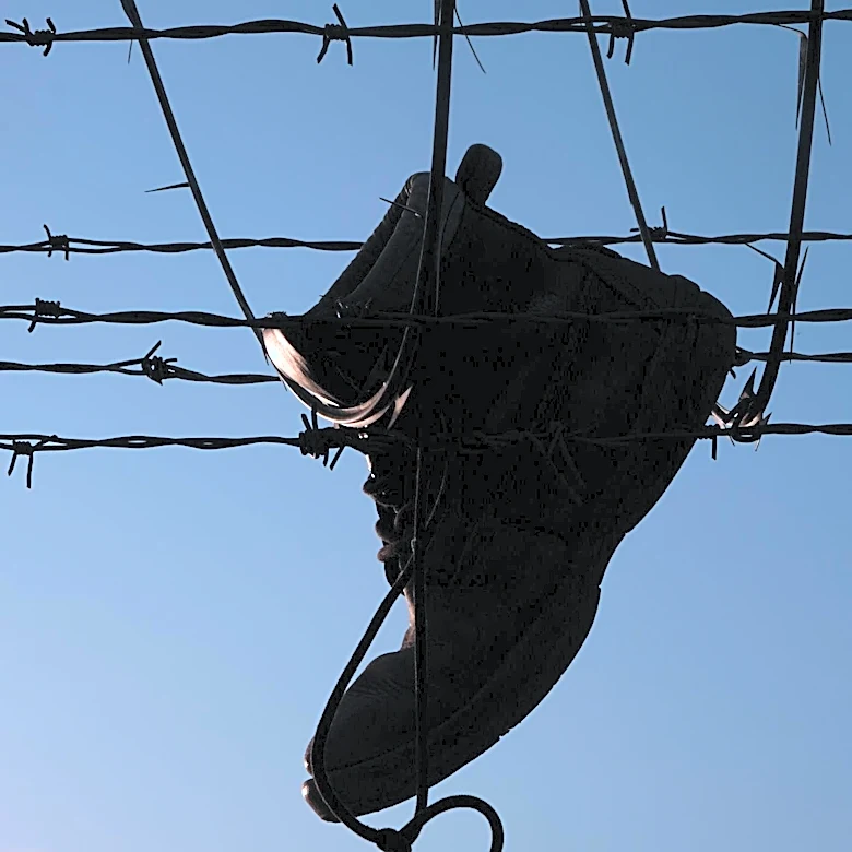 Pensioner Dies After Barbed Wire Entanglement on Mountain Walk in South Wales