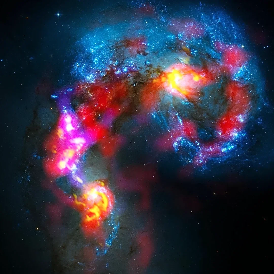 Astronomers Discover Closest Dual Active Galactic Nuclei in Early Universe, Suggesting Major Galaxy Merger
