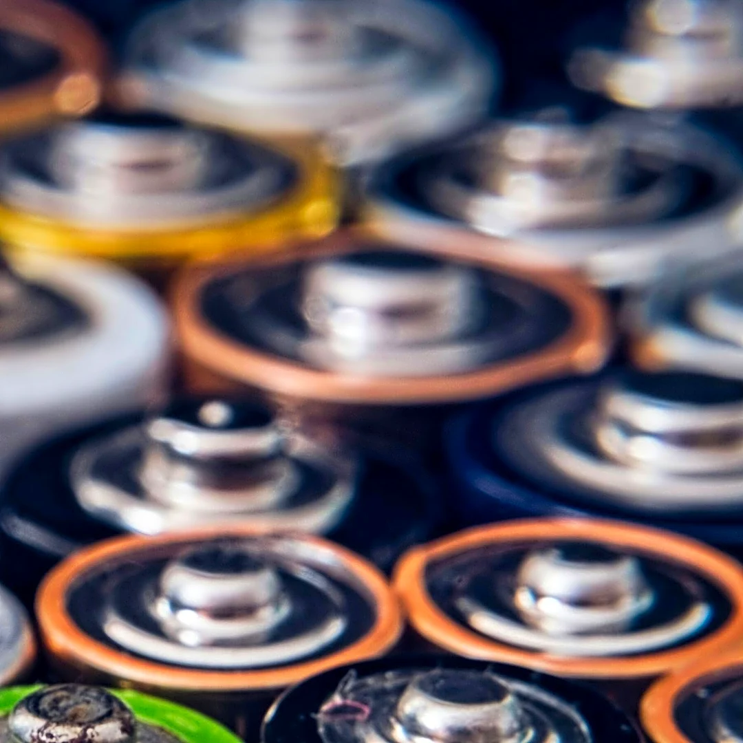 Lithium-Ion Battery Fires Pose Growing Risk on UK Construction Sites, Prompting Safety Concerns