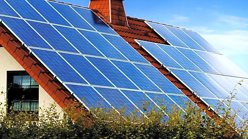 UK Homes Face Overheating Risk Amidst Rising Temperatures, Urgent Adaptation Needed