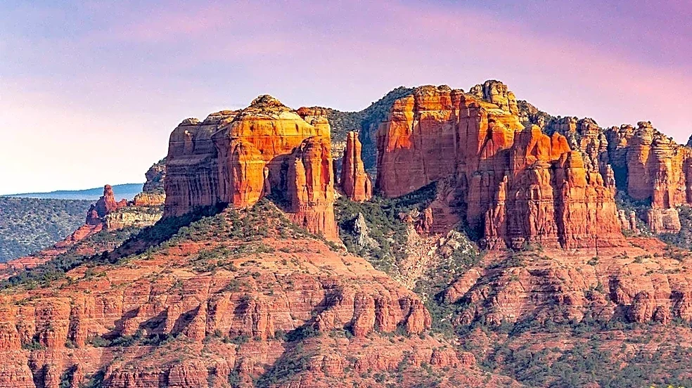 Sedona, Arizona, Operates Year-Round on Mountain Standard Time Without Daylight Saving