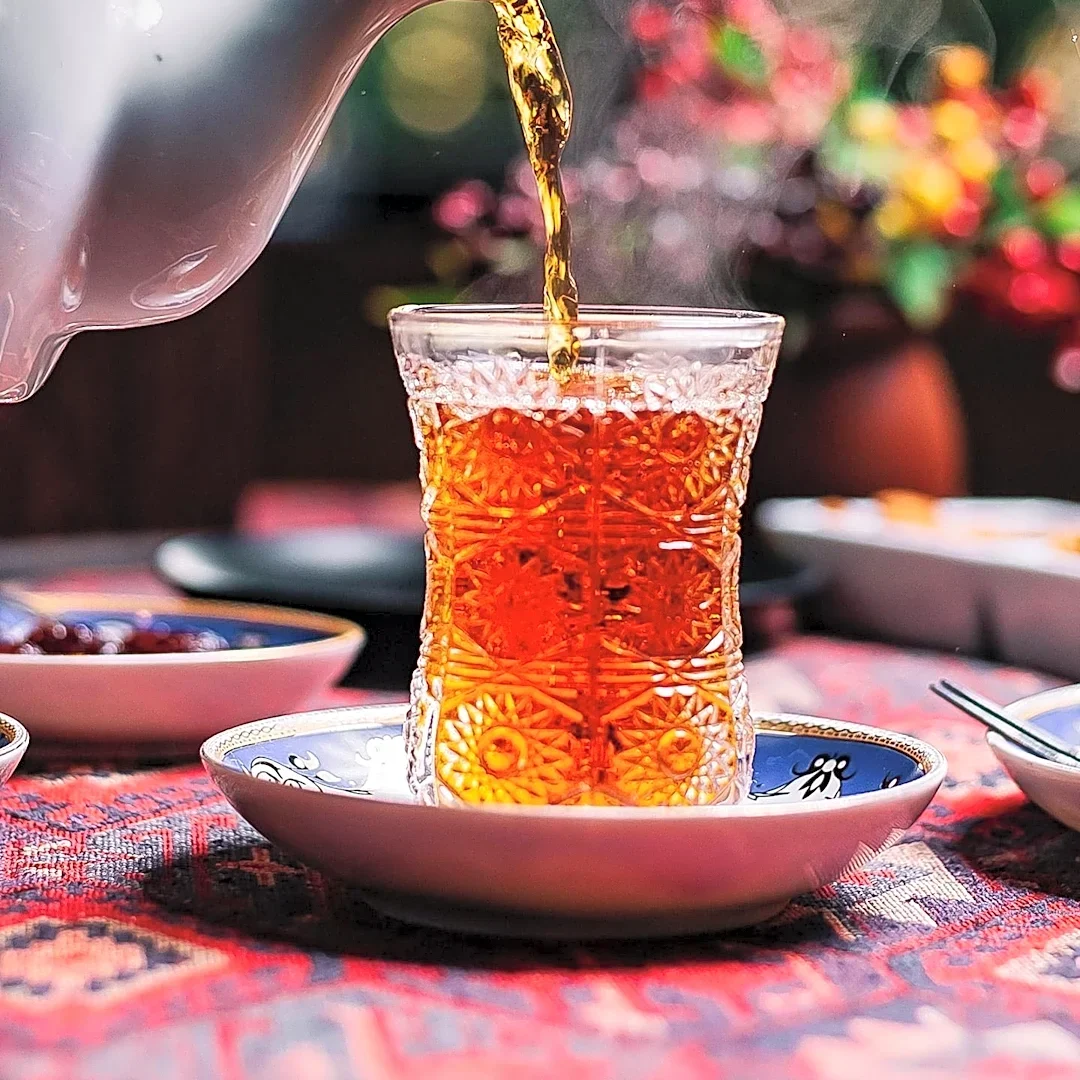 Kabul Residents Raise Concerns Over Quality of Imported Tea, Citing Health Risks and Lack of Oversight