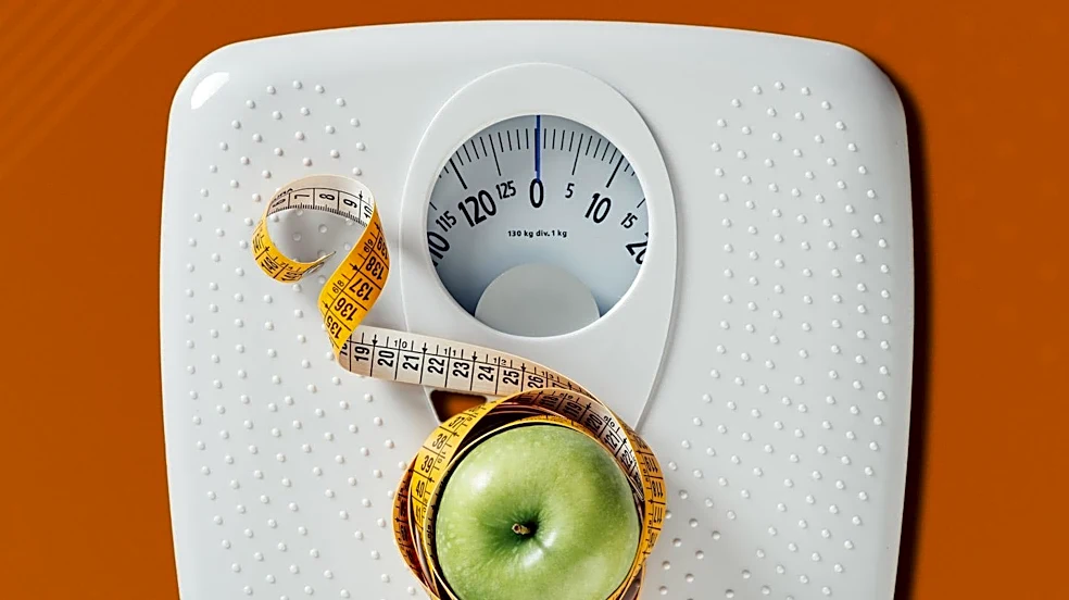 Research Challenges Fixed 'Set Point' Weight Theory, Emphasizes Body's Active Defense Against Weight Loss