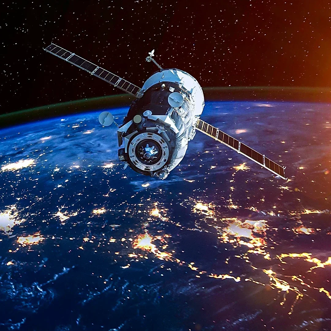 Congressman Hoyer Calls on SpaceX to Restore Full Starlink Access for Ukraine Amidst Restrictions