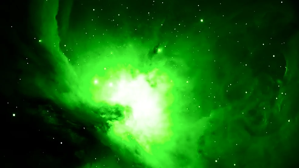 Scientists Discover First 'Zombie' Star with 'Ghostly Green Glow' from Consumed Planetary Debris