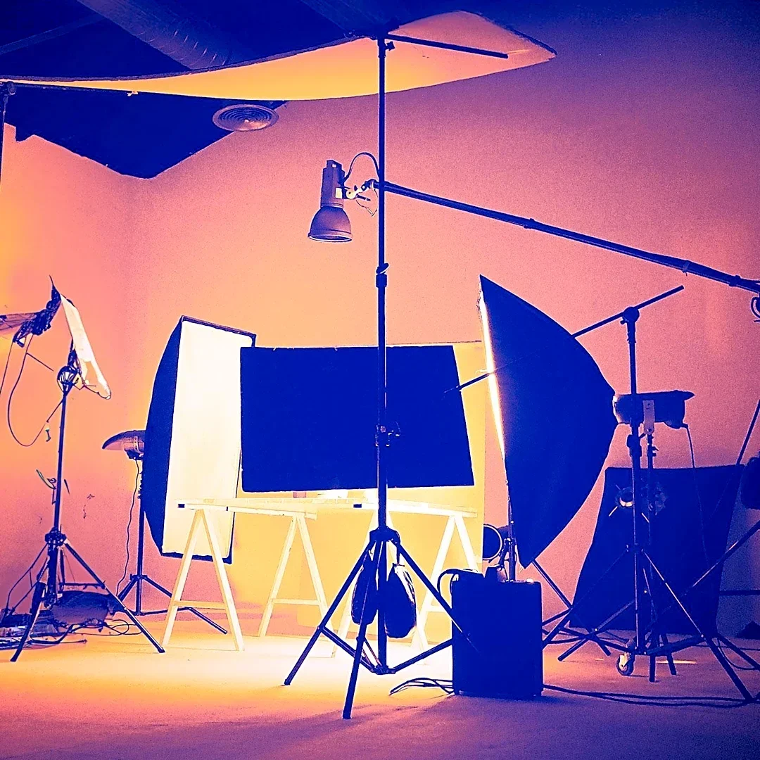 University of Arkansas Seeks Assistant Professor of Studio Art Specializing in Photography and Lens-Based Media