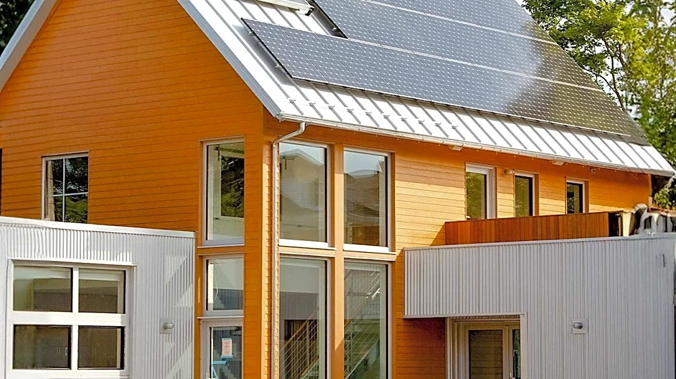 Energy-Efficient Windows and Siding Crucial for U.S. Home Energy Savings, Especially in Cold Climates