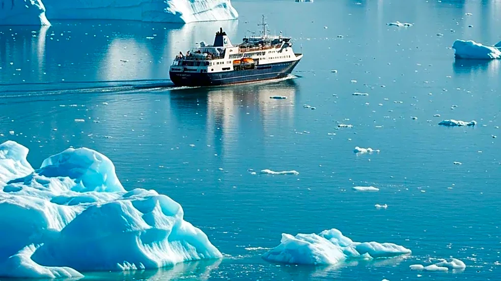 Glacier Bay National Park Implements Strict Cruise Ship Limits to Protect Ecosystem
