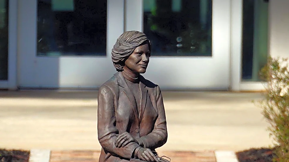 Tuscaloosa Unveils $1.4 Million Plaza Honoring Civil Rights Leader Rev. Thomas Linton