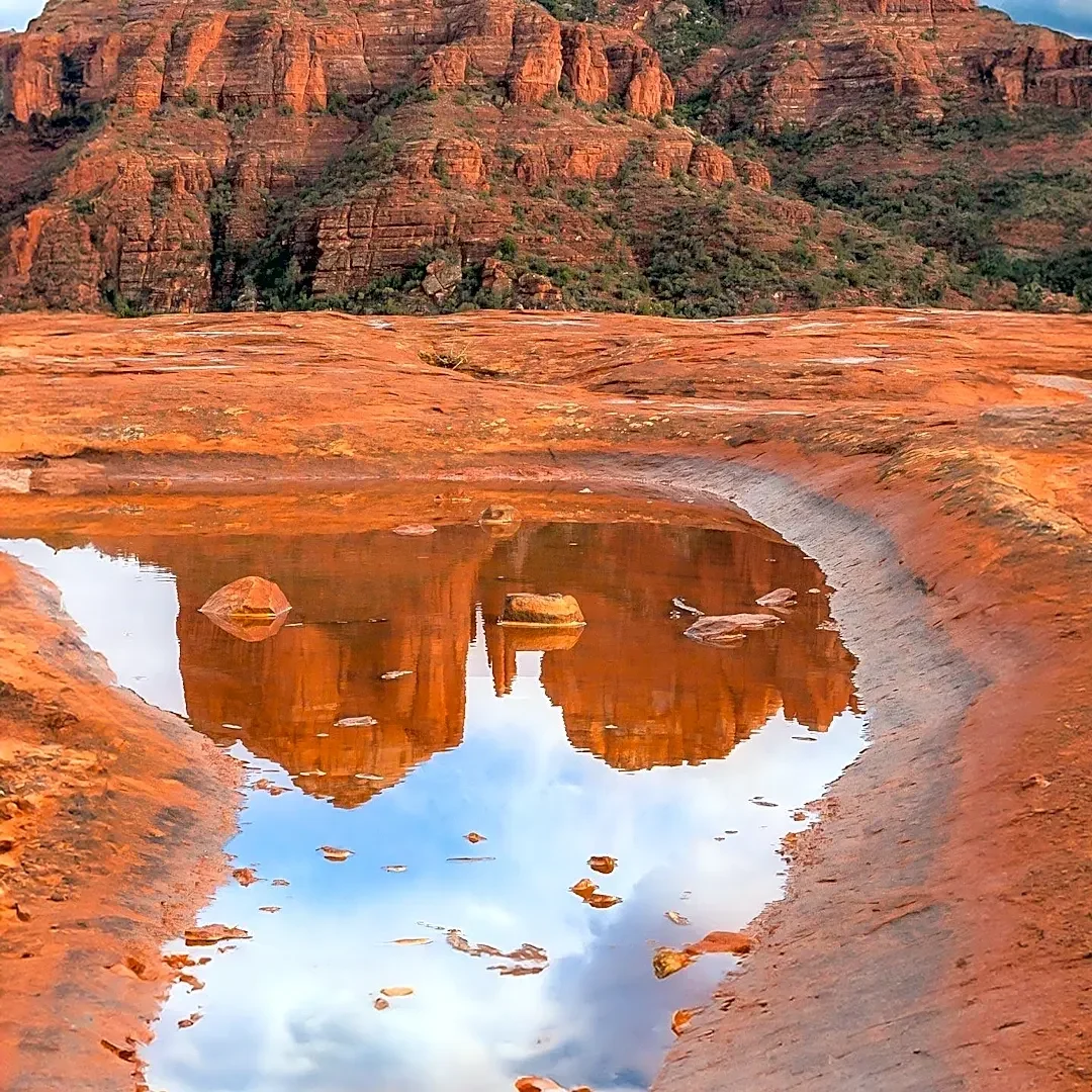 Sedona, Arizona Operates Year-Round on Mountain Standard Time Without Daylight Saving