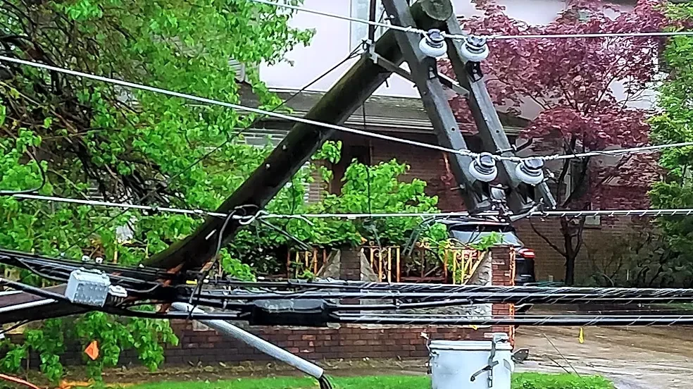 Michiana Residents Experience Widespread Power Outages in Nappanee and Bremen