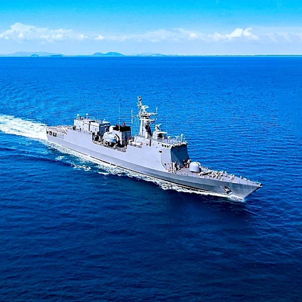 French Frigate Intercepts Ballistic Missile Near Belgian Minehunter in Bab el-Mandeb Strait