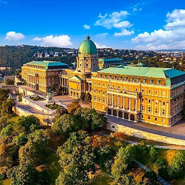 Hungary Proposes Extensive Grants and Loans for Home Solar and Heat Pump Upgrades