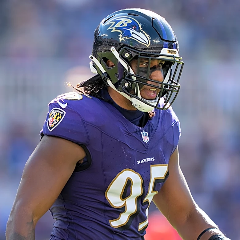 Anthony Weaver praises Tavius Robinson's selfless approach