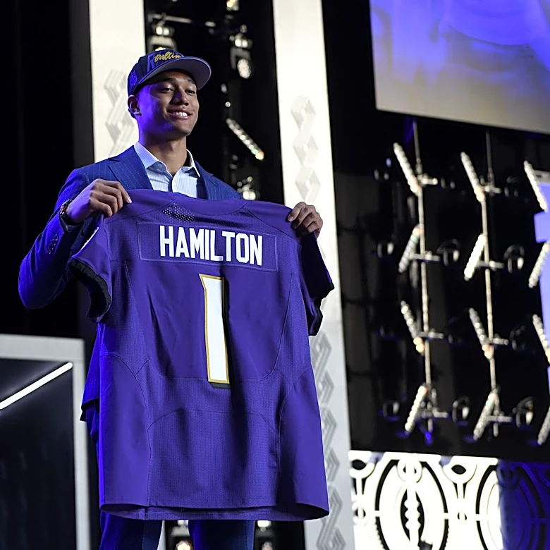 Vikings coach still thinks about passing on Kyle Hamilton