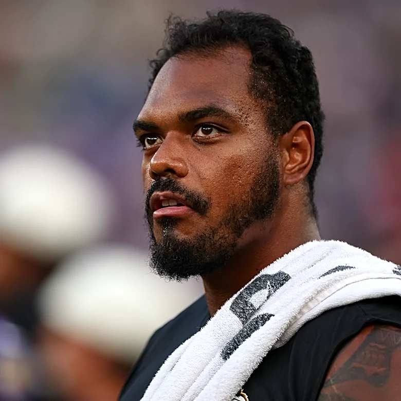 Ronnie Stanley credits Trey Hendrickson for sharpening Ravens' offense
