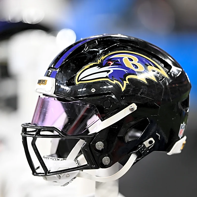 Ravens' versatile safety group gives DC Anthony Weaver endless options