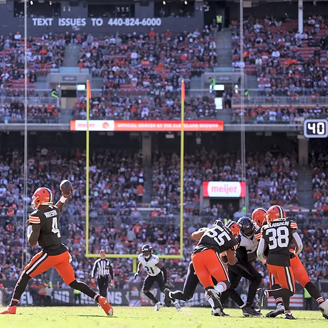 Ravens blow a 10-point lead, fall to Browns on a walk-off field goal