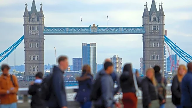 UK jobs market continues to weaken but wage growth stays high