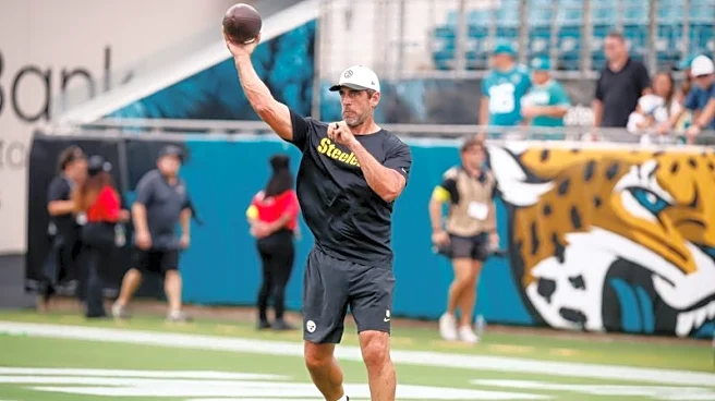 Steelers’ Tomlin says Aaron Rodgers (calf) fine after practice misstep