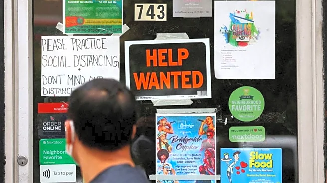 US weekly jobless claims fall amid low layoffs