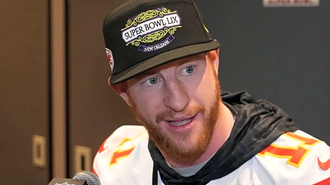 Report: Vikings add Carson Wentz, flip Sam Howell to Eagles