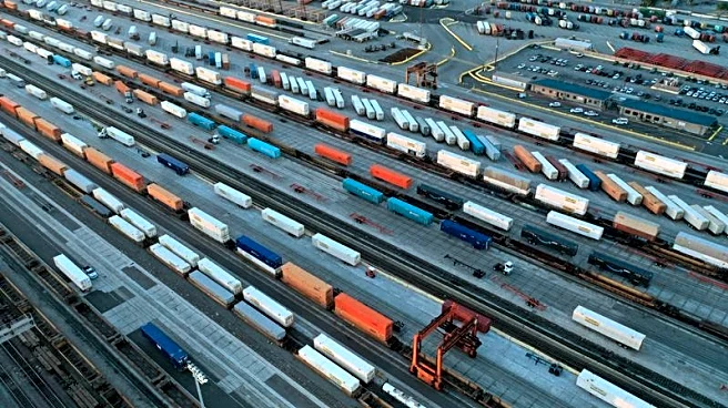 US lawmakers, unions oppose railroad plan to automate track safety inspections