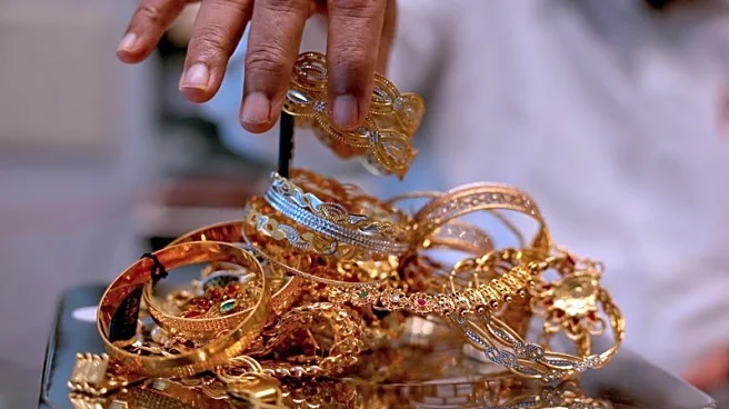 Looming Fed rate cuts fuel gold price bonanza to records
