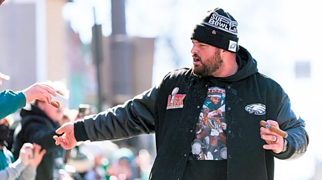 Eagles Pro Bowl G Landon Dickerson practices ahead of opener vs. Cowboys