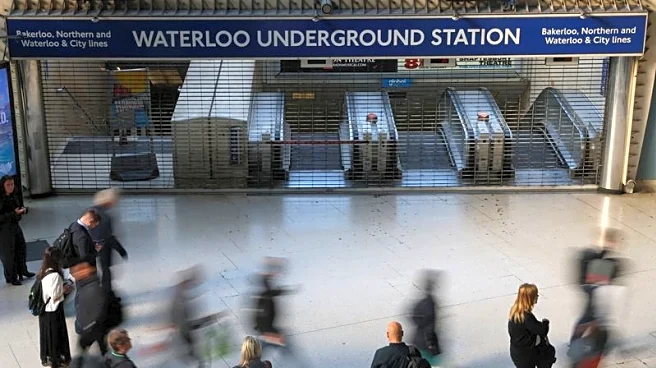 London commuters turn to bikes and boats as Tube strike enters second day